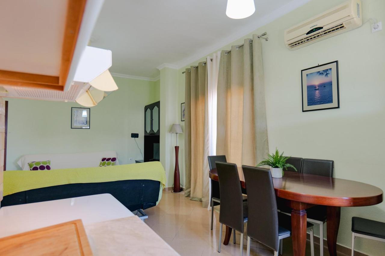 Malasi Apartments Ksamil Eksteriør billede